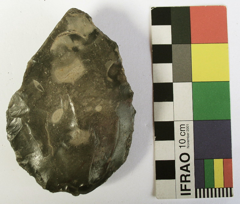 Acheulean Handaxe, Gro Pampau