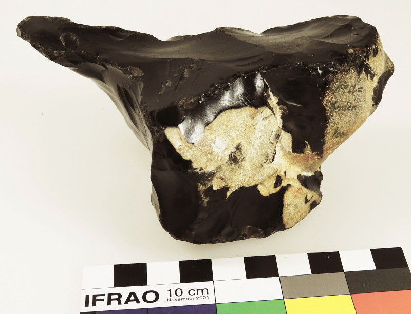Groß Pampau Artifact - Bird-form Gouge with Red Pigment Residue